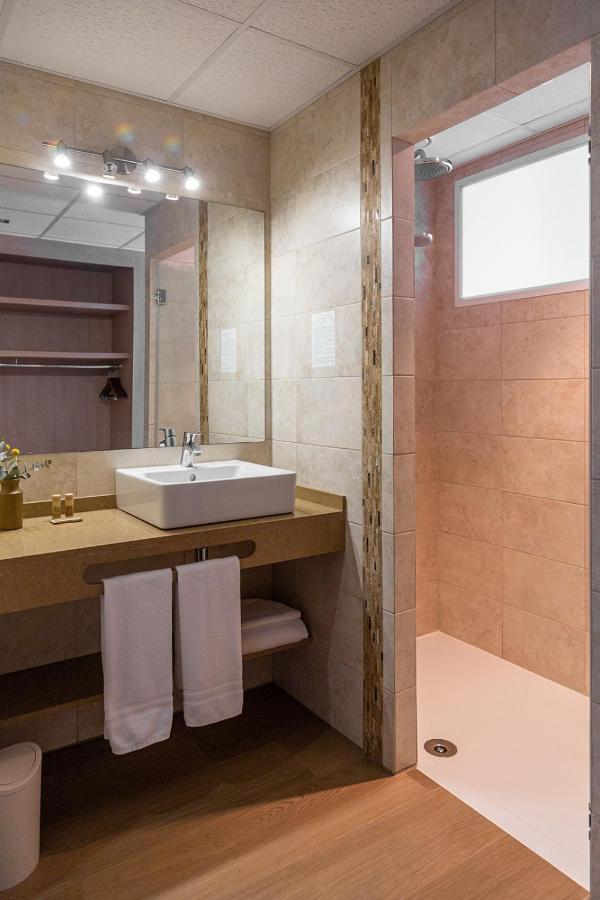 Hostal La Cigueena Portinatx Extérieur photo